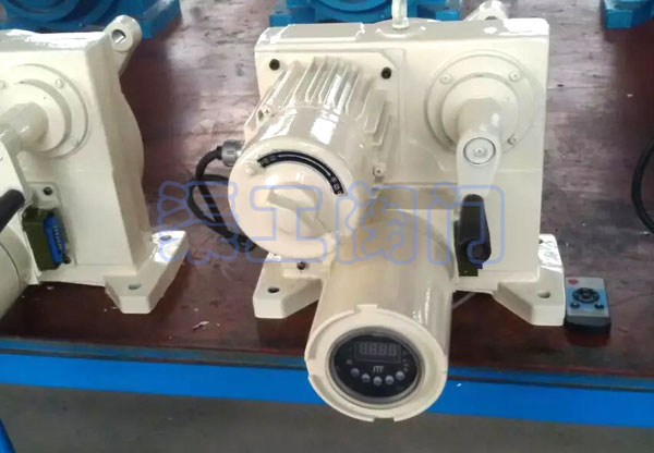 DKJ角行程電動執(zhí)行器實(shí)物圖